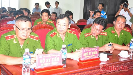 Các đại biểu Bộ công an tham dự buổi họp báo
