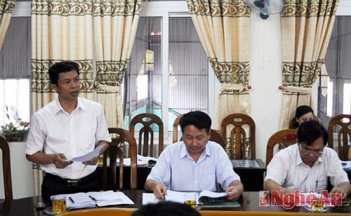 Đồng chí Vương Quang Minh, Phó Chủ tịch UB MTTQ Việt Nam tỉnh Nghệ An phát biểu
