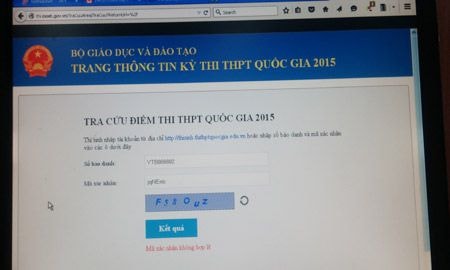 Trong khi đó có thí sinh vào được trang web của Bộ nhưng không thể tra được điểm.