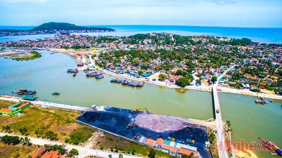 TX. Hoàng Mai có rất nhiều lợi thế để phát triển kinh tế biển. Ảnh: S.m
