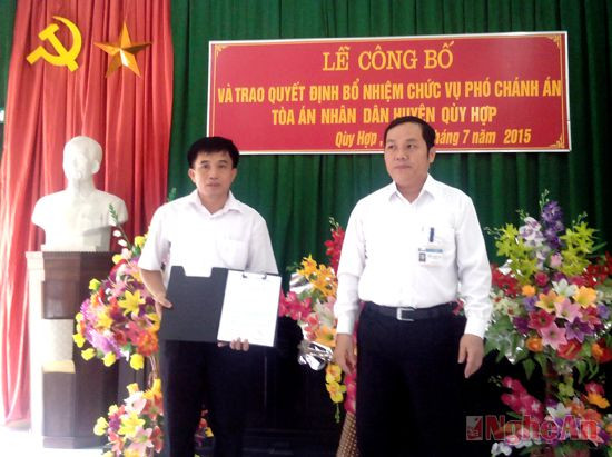 Trao quyết định bổ nhiệm cho ông Đào Văn Đạt