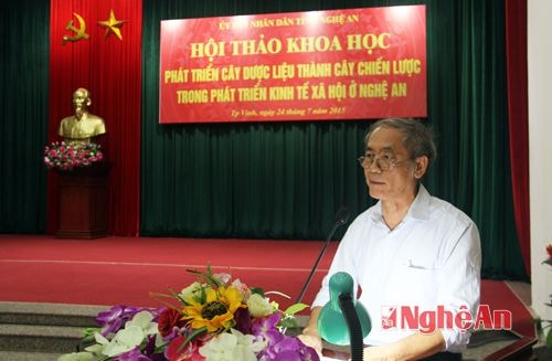 Đại diện Tập đoàn TH báo cáo một số kết quả bước đầu về phát triển dược liệu ở Nghệ An.