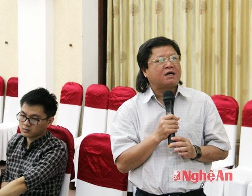 Ông Nguyễn Chí Linh, Tổng giám đốc Công ty Cổ phần Dược phẩm OPC chia sẻ một số kinh nghiệm về phát triển vùng trồng dược liệu và ổn định nguồn dược liệu sử dụng trong sản xuất và kinh doanh tại doanh nghiệp.