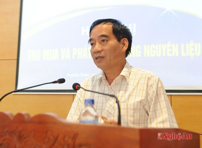 Đồng chí Hoàng Viết Đường, Phó Chủ tịch UBND tỉnh phát biểu tại hội nghị