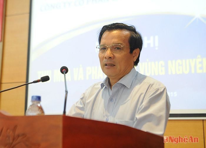 Đồng chí Hồ Ngọc Sỹ phát biểu