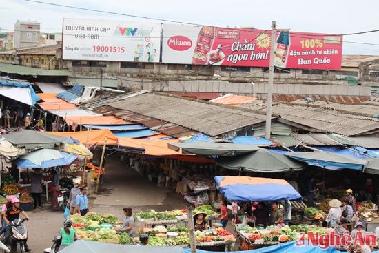Phía ngoài chợ Vinh vẫn cần phải đầu tư nâng cấp