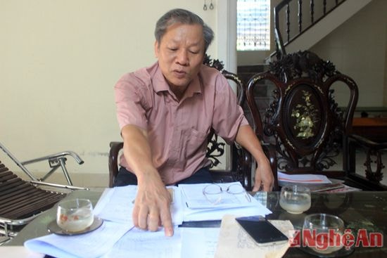 Ông Nguyễn Công Kình kể chuyện đi tìm cha qua sơ đồ