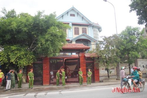  Ngôi nhà của vợ chồng Tám - Oanh