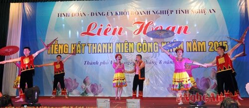 Tiết mục gặp nhau giữa rừng mơ của đoàn thanh niên đơn vị cấp thoát nước Nghệ An