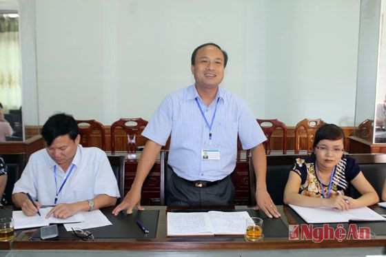 Đồng chí Nguyễn Viết Hưng, Phó Bí thư Huyện ủy Yên Thành tiếp thu những đánh giá, ý kiến của đoàn kiểm tra