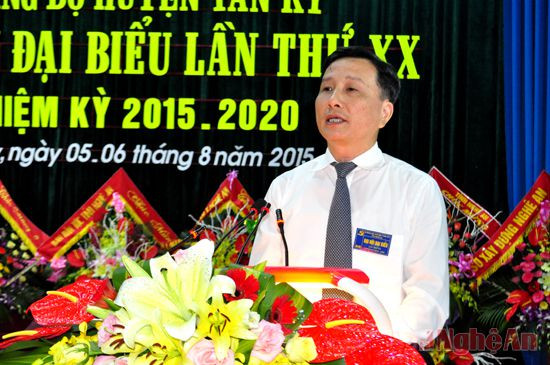 Đồng chí Lê Quang Huy phát biểu chỉ đạo đại hội
