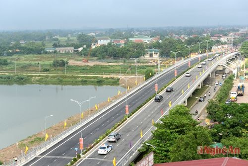 Công trình cầu vượt QL 46 (TP. Vinh). Ảnh: thanh Lê