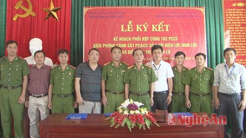  Toàn cảnh lễ ký kết