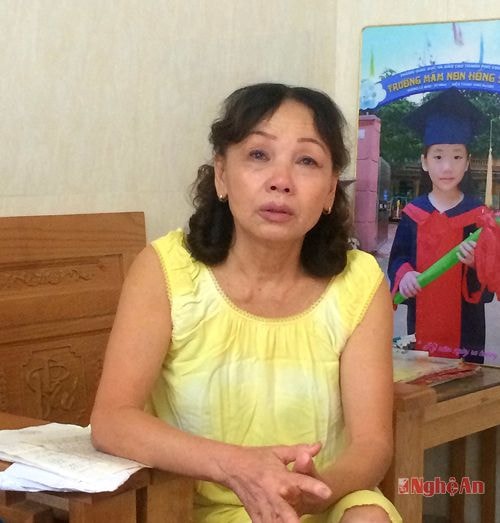 Bà Lê Thị Thanh Hòa kể về hạnh phúc  và niềm tự hào của cha mình.