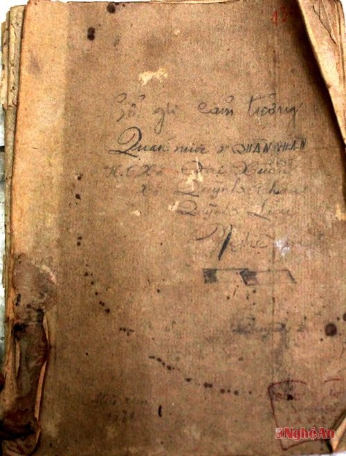 Cuốn sổ tay ở  “Quán nước quân dân”.