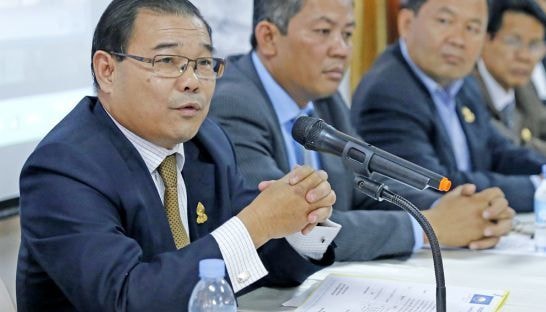 ông Hong Sok Hua, Thượng nghị sỹ lưỡng đảng Sam Rainsy và Cứu nguy Dân tộc Campuchia (CNRP) đối lập.