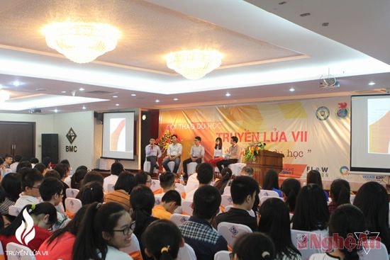 Quang cảnh Hội thảo du học Truyền Lửa VII.