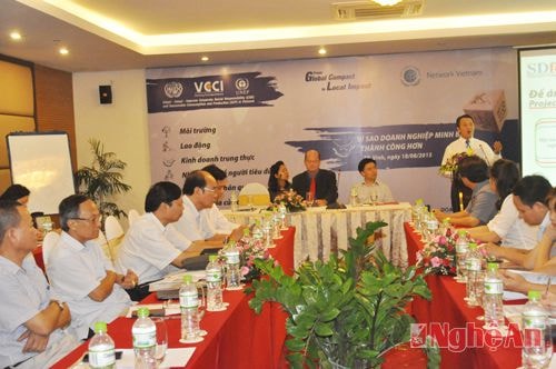 Quang cảnh hội thảo