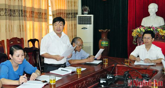 Đồng chí Nguyễn Minh Hạnh - Phó Chủ tịch UBND huyện cho rằng, hàng năm, huyện cũng đã tổ chức nhiều cuộc giám sát hoạt động của các cơ sở y tế trên địa bàn nhằm kịp thời chỉ đạo khắc phục những thiếu sót, hạn chế trong công tác khám, chữa bệnh, phục vụ người bệnh.