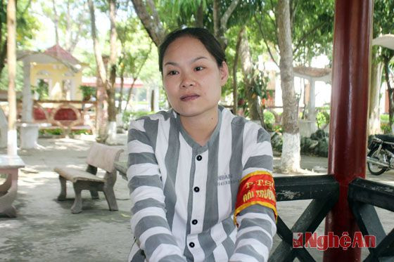 Phạm nhân Nguyễn Thị Thanh Nhàn (Hoàn Kiếm, Hà Nội) không giấu được vui sướng khi biết tin mình được đề nghị đặc xá trước thời hạn