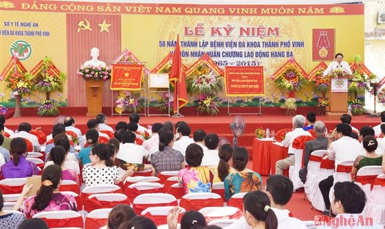 Toàn cảnh lễ kỷ niệm.