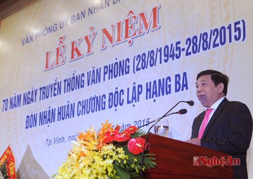 Đồng chí Nguyễn Xuân Đường- Chủ tịch UBND tỉnh phát biểu tại buổi lễ.