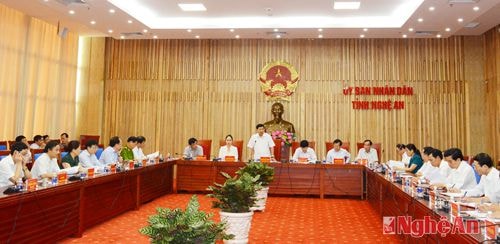 Toàn cảnh phiên họp.