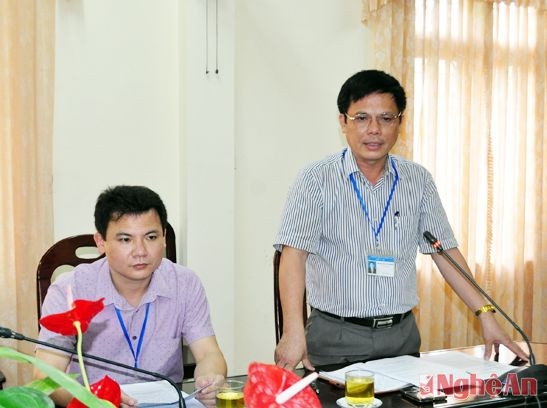 Đồng chí Đậu Huy Hoàn - Phó Giám đốc Sở Y tế phát biểu tại cuộc thẩm tra