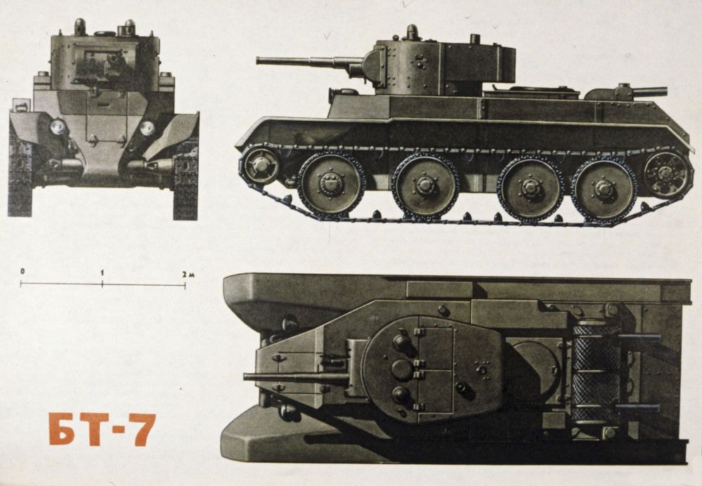 BT-7 là mẫu cuối cùng trong dòng xe tăng hạng nhẹ BT được sản xuất trong những năm 1930-1940. Dù được bọc thép mỏng, chiếc xe tăng này lại được vũ trang đầy đủ và có tính cơ động cao hơn so với các dòng tương tự thời đó. Tháng 6/1941, khi Đức Quốc xã tấn công Liên Xô, BT-7 là loại chiến đấu tăng chính của Hồng quân. 