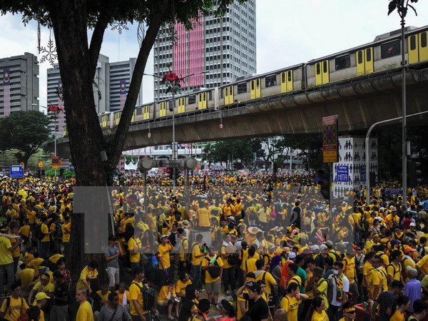 Quang cảnh cuộc biểu tình ở Kuala Lumpur ngày 30/8. (Nguồn: AFP/TTXVN)