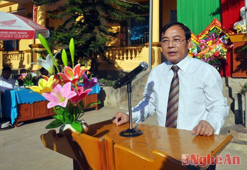 Đồng chí Nguyễn Văn Huy phát biểu tại lễ khai giảng