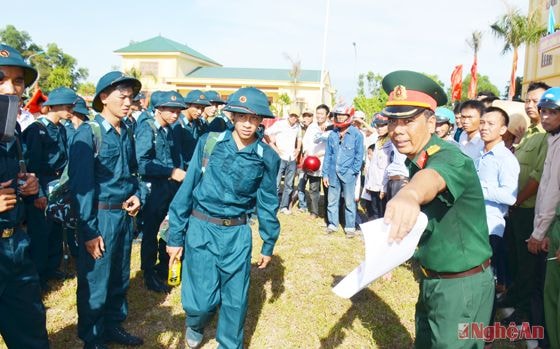 Ngày 9/8, tỉnh Nghệ An tổ chức lễ giao nhận quân đợt 2 tại 9 địa phương gồm Nam Đàn, Thanh Chương, Tân Kỳ, Nghĩa Đàn, Quỳnh Lưu, Yên Thành, Anh Sơn, Thị xã Hoàng Mai và Thị xã Thái Hòa