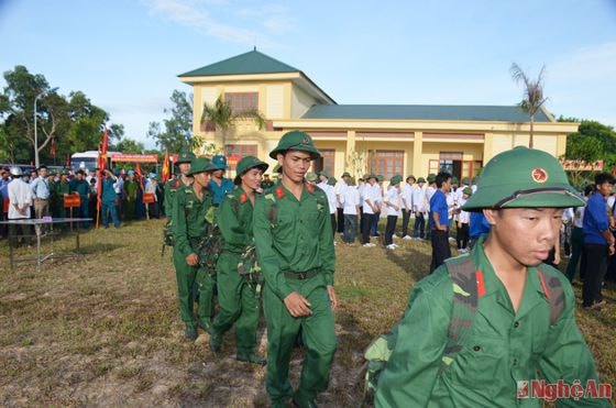 Năm nay, chất lượng các tân binh được nâng cao hơn. Trong số 1.350 thanh niên lên đường nhập ngũ đợt 2 đảm bảo các tiêu chuẩn chính trị, đạo đức, sức khỏe theo quy định. Trong đó có 113 tân binh người dân tộc thiểu số, 59 thanh niên tôn giáo