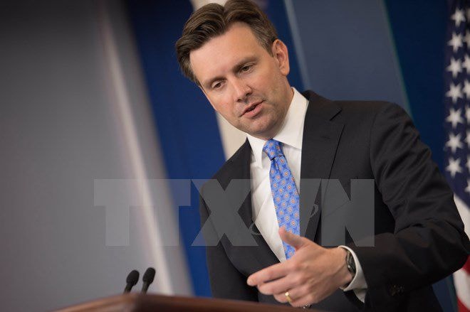 Người phát ngôn Nhà Trắng Josh Earnest. Ảnh: AFP/TTXVN