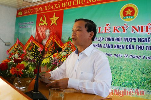 Đồng chí Nguyễn Hữu Vinh - Chủ tịch UBND huyện Thanh Chương phát biểu tại buổi lễ