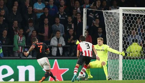Depay ghi bàn, M.U vẫn không thể thắng