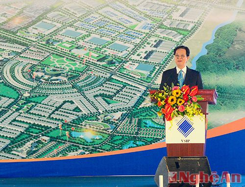 Thủ tướng Nguyễn Tấn Dũng phát biểu tại lễ khởi công