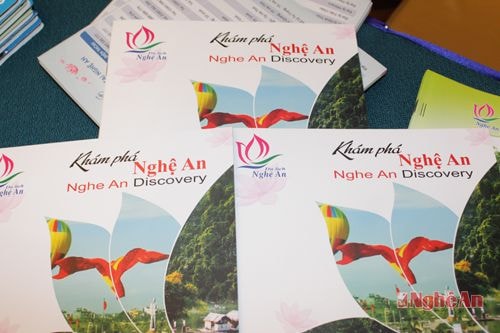 Các tờ rơi giới thiệu du lịch Nghệ An