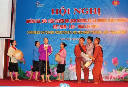 Văn nghệ chào mừng hội nghị