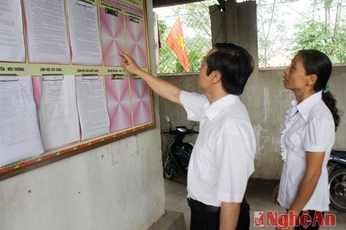 UBND xã Đồng Văn chưa công bố đầy đủ bộ thủ tục hành chính tại bộ phận một cửa để người dân theo dõi