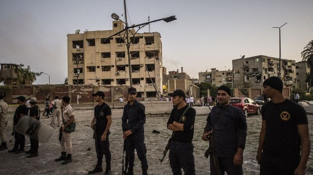 ​Hiện trường vụ đánh bom xe hôm 20/8 khiến 29 người bị thương do IS nhận trách nhiệm.