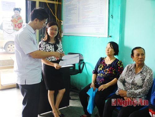 Kiểm tra thước đo hài lòng của người dân khi thực hiện giao dịch tại văn phòng 
