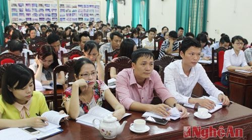 Các học viên tham gia lớp học