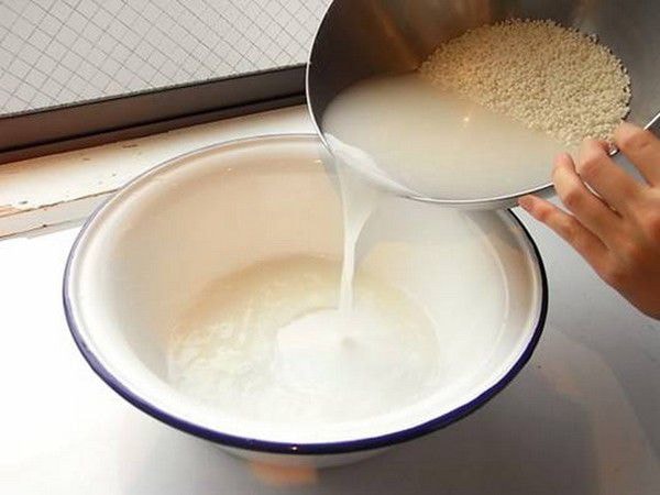 Trong nước vo gạo có rất nhiều loại vitamin và khoáng chất có tác dụng như chất làm đẹp da, chống lão hóa, tốt cho hệ tiêu hóa… Ảnh minh họa