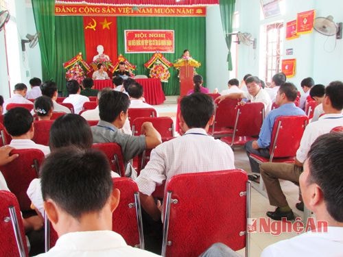 Toàn cảnh buổi tiếp xúc