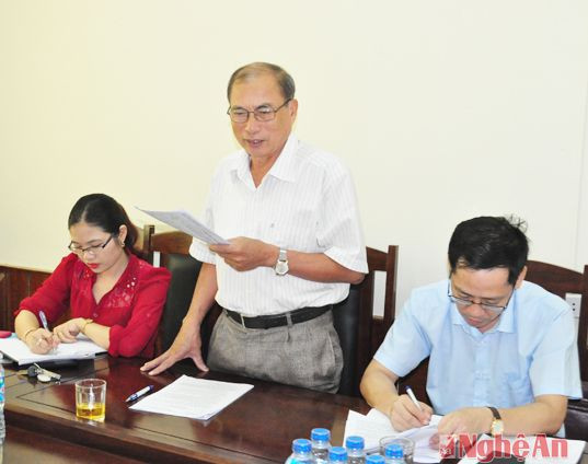 Ông Nguyễn Đình Minh - Thành viên Ban Pháp chế nêu một số vấn đề xung quanh công tác thi  tuyển công chức đang được cử tri quan tâm