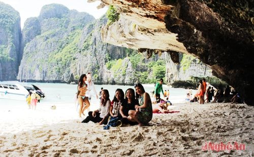 Khi không tắm biển du khách cũng có thể tìm thấy những phút giây nghỉ ngơi thư thái