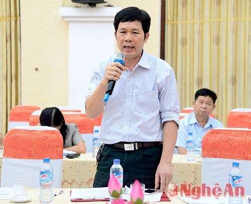 Đại diện Ban Thanh tra tỉnh trả lời câu hỏi của các cơ quan báo chí.