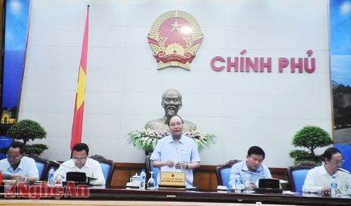 Phó thủ tướng Chính phủ Nguyễn Xuân Phúc chủ trì hội nghị