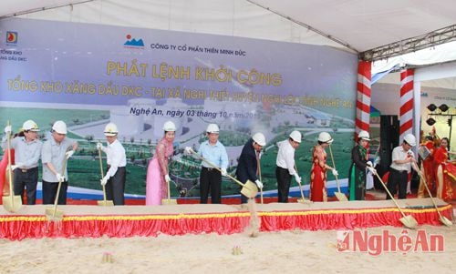 Lễ khởi công dự án Tổng kho xăng dầu DKC Nghi Thiết